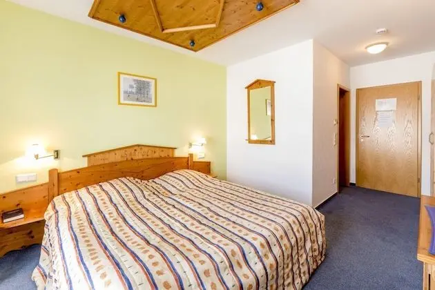 Tek Büyük Yataklı Oda