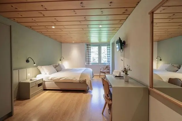 Comfort Tek Büyük Yataklı Oda