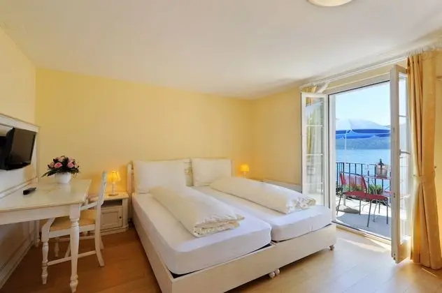 Tek Büyük Yataklı Oda, Balkon, Göl Manzaralı