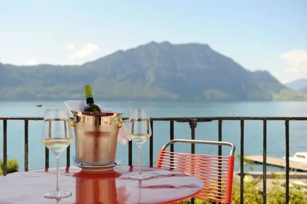 Tek Büyük Yataklı Oda, Balkon, Göl Manzaralı