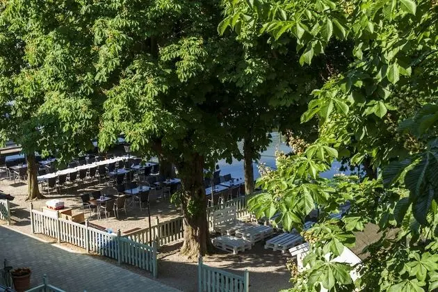 Tek Büyük Yataklı Oda, Göl Manzaralı