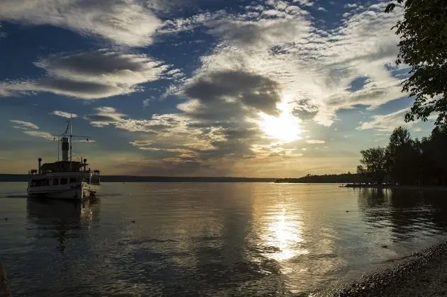 Tek Kişilik Oda, Göl Manzaralı