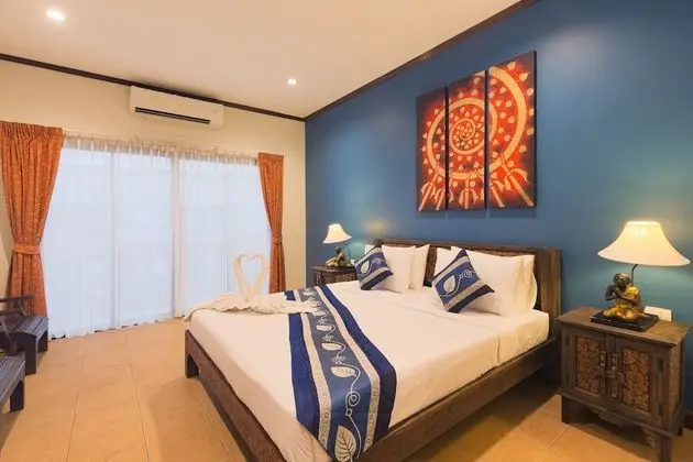 Deluxe Tek Büyük veya İki Ayrı Yataklı Oda, Balkon