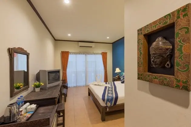 Deluxe Tek Büyük veya İki Ayrı Yataklı Oda, Balkon