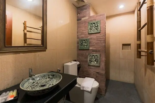 Deluxe Tek Büyük veya İki Ayrı Yataklı Oda, Balkon