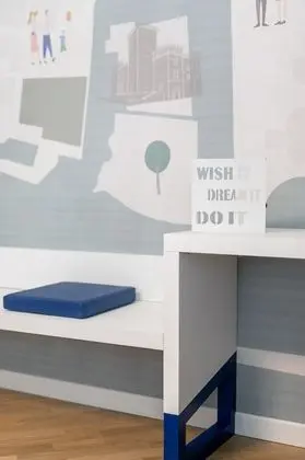 Oda, Göl Manzaralı (Garda Room)