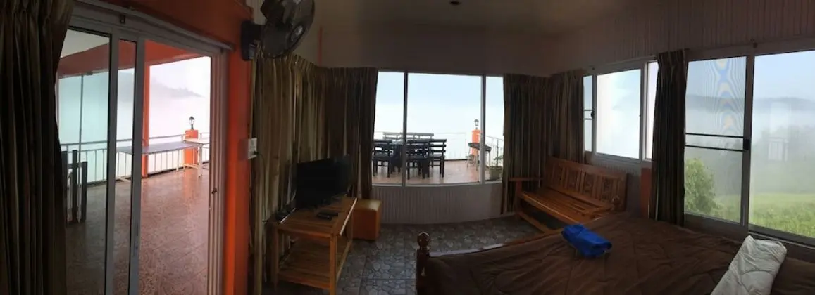 Room for 4 People