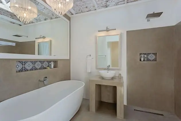 Luxury Tek Büyük Yataklı Oda, Deniz Manzaralı