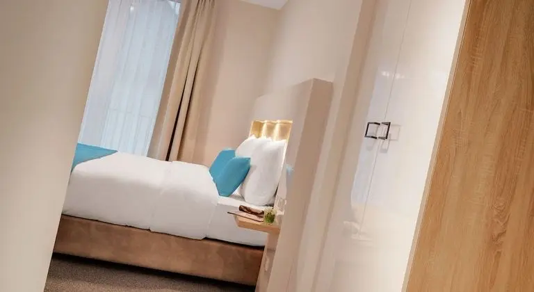 Standard Tek Büyük Yataklı Oda (Plus)