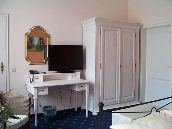 Tek Büyük Yataklı Oda, 1 Çift Kişilik Yatak