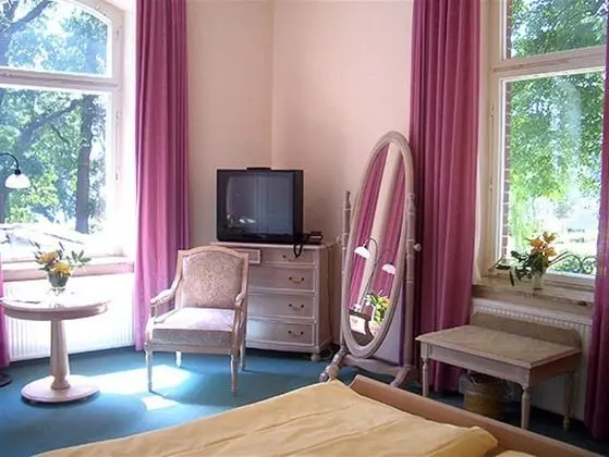 Tek Büyük Yataklı Oda, Balkon