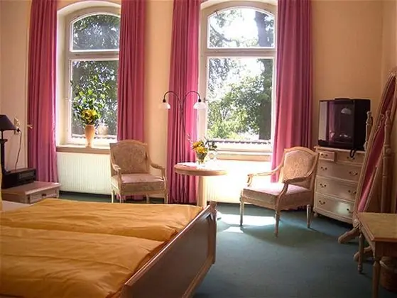 Tek Büyük Yataklı Oda, Balkon