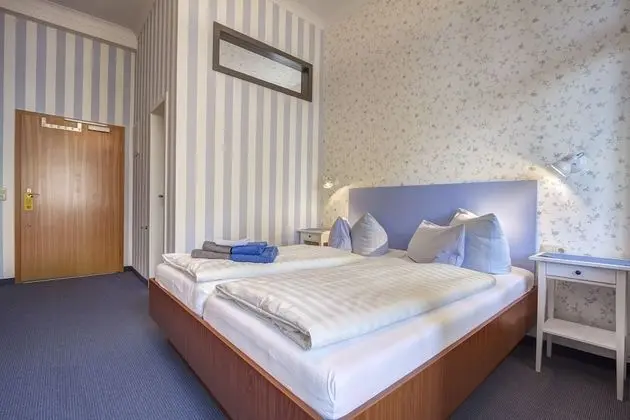 Comfort Tek Büyük Yataklı Oda (DZ mit Meerblick und Veranda 1)