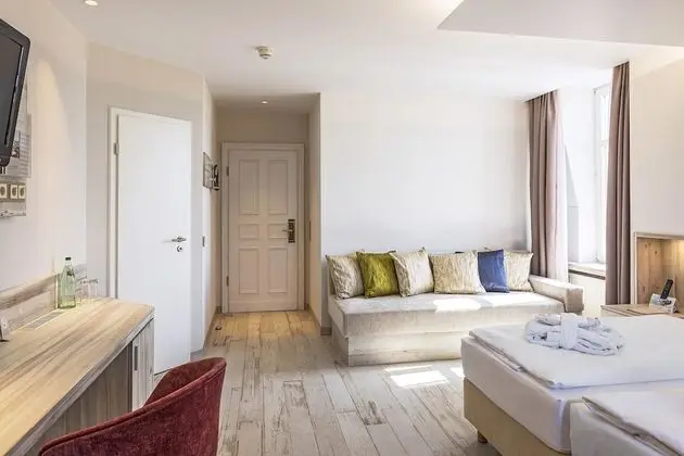 Comfort Tek Büyük Yataklı Oda
