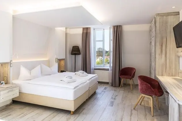 Comfort Tek Büyük Yataklı Oda