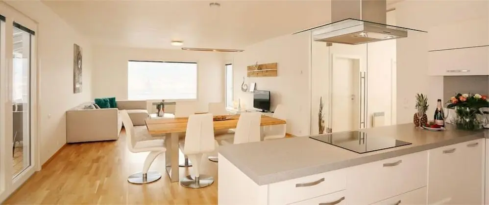 Superior Ev, 3 Yatak Odası, Göl Manzaralı, Göl Kenarı