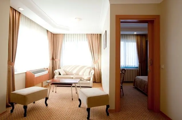 Standart Oda, Şehir Manzaralı