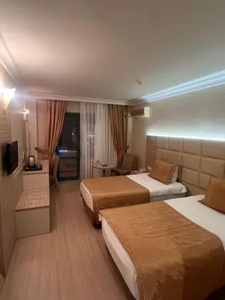 Standart Oda, Şehir Manzaralı