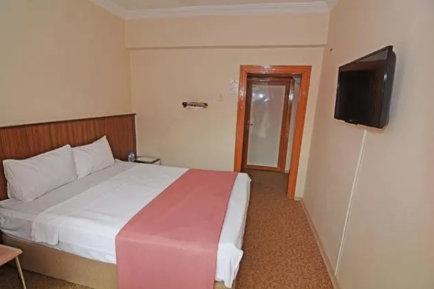 Standart Oda, Bahçe Manzaralı