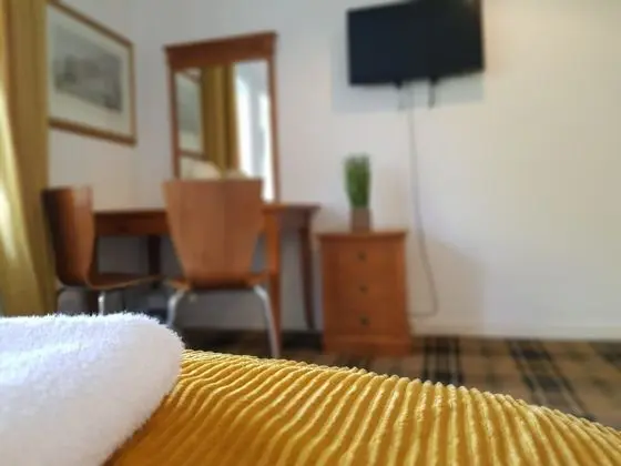 Comfort Tek Büyük Yataklı Oda