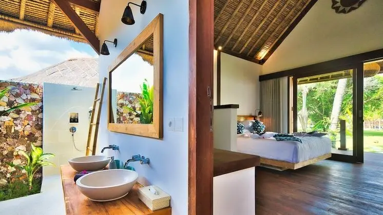 Superior Bungalov, Bahçe Manzaralı