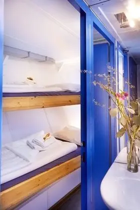 Kulübe, Ortak Banyo