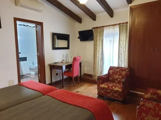 Tek Büyük Yataklı Oda