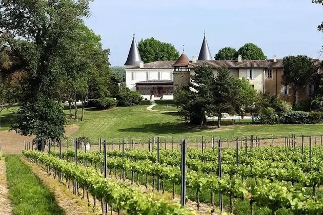 Kır Evi, Banyolu/Duşlu (de France)