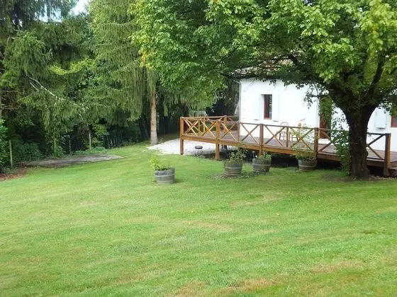 Ev, Banyolu/Duşlu, Bahçe Manzaralı