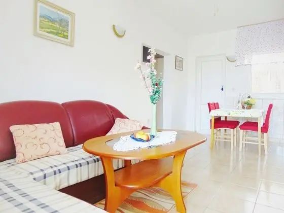 Apart Daire, Zemin Kat