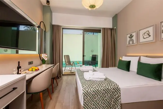 https://images.etstur.com/imgproxy/resize/2560x1440/files/images/hotelImages/etsrooms/516790/Seher_Side_Quality_Resort___Spa_20250805151541_22.jpg