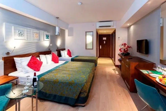 https://imagessl.etstur.com/files/images/hotelImages/TR/209561/l/Seher-Sun-Palace-Resort---Spa-Oda-270546.jpg
