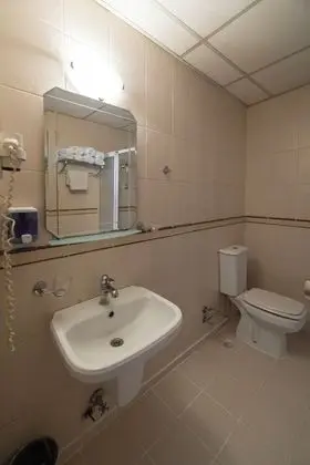 Standard Dört Kişilik Oda