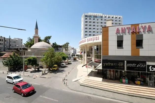Standard Tek Büyük veya İki Ayrı Yataklı Oda