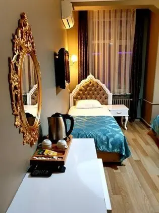 Standard Dört Kişilik Oda, Şehir Manzaralı