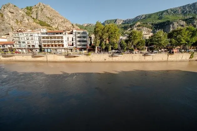Deluxe Oda Balkonlu, Nehir Manzaralı, Balkonlu