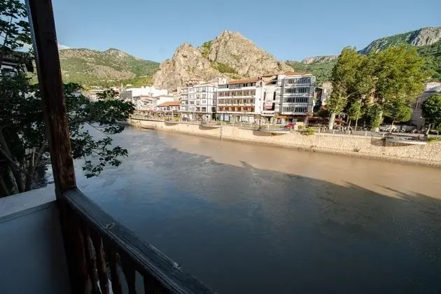 Deluxe Oda Balkonlu, Nehir Manzaralı, Balkonlu