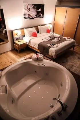 Honeymoon Süit