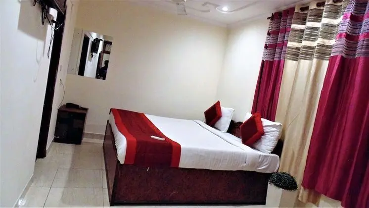 Basic Tek Büyük Yataklı Oda