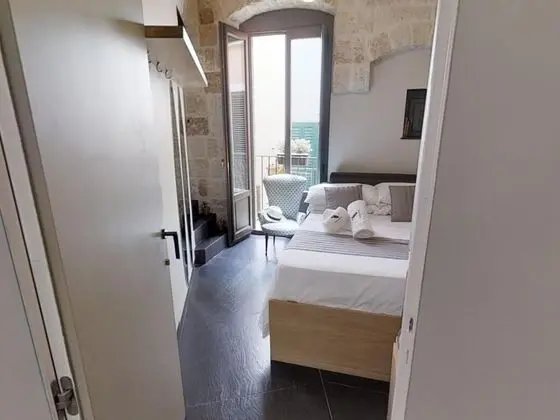 Design Tek Büyük Yataklı Oda, 1 Büyük (Queen) Boy Yatak, Özel Banyo, Kule