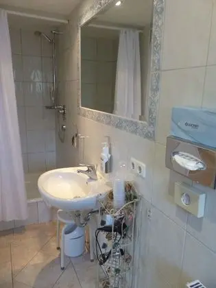Standard Dört Kişilik Oda