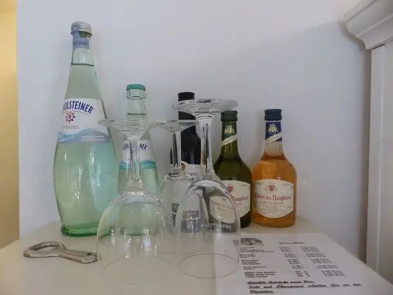 Üç Kişilik Oda