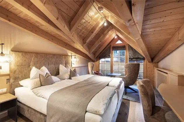 Standard Tek Büyük Yataklı Oda