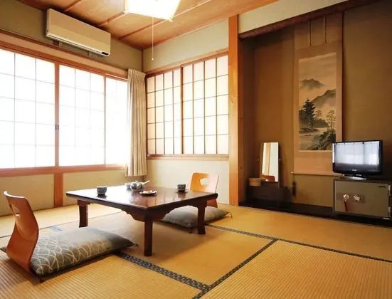 Traditional İki Ayrı Yataklı Oda, Ortak Banyo (Japanese Style)