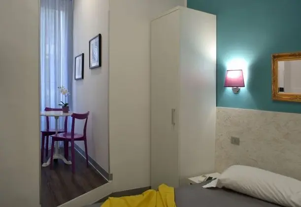Comfort Tek Büyük Yataklı Oda