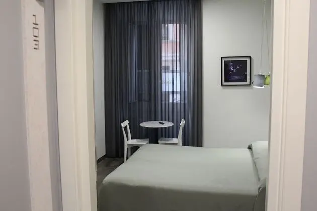 Comfort Tek Büyük Yataklı Oda