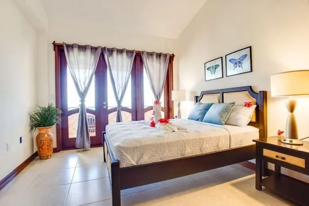 Deluxe Çatı Katı Süiti (Penthouse), 2 Yatak Odası, 2 Banyolu, Denize Sıfır