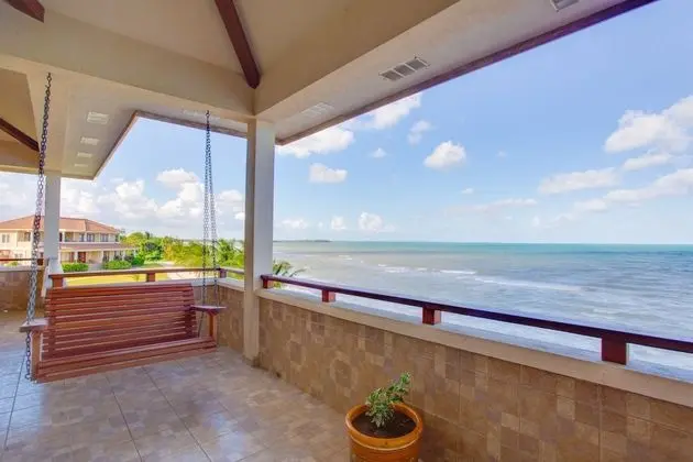 Luxury Çatı Katı Süiti (Penthouse), 3 Yatak Odası, Balkon, Denize Sıfır