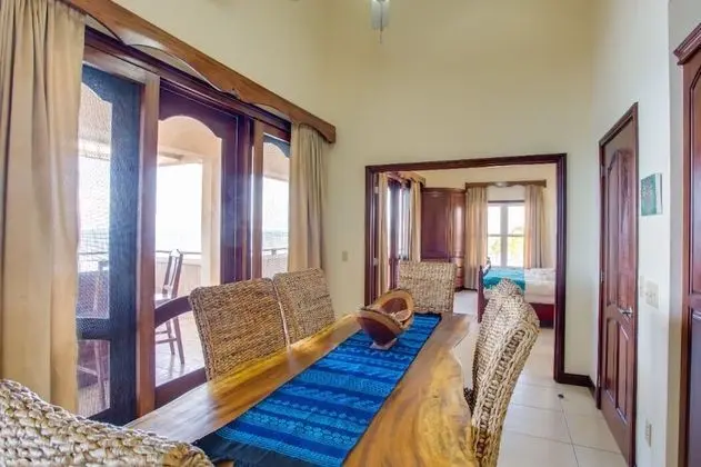 Luxury Çatı Katı Süiti (Penthouse), 3 Yatak Odası, Balkon, Denize Sıfır
