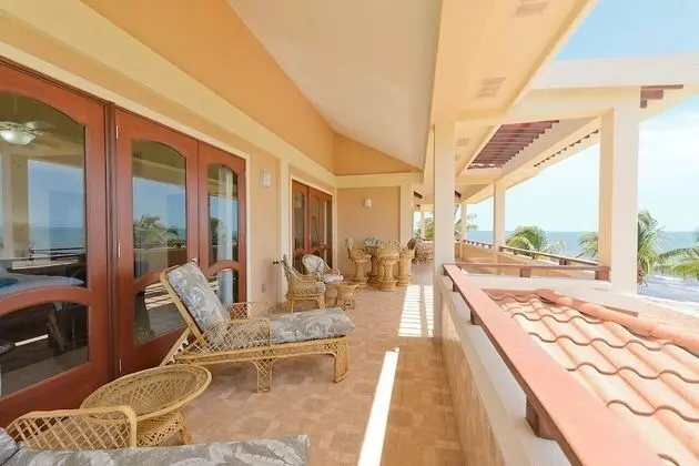 Luxury Çatı Katı Süiti (Penthouse), 3 Yatak Odası, Balkon, Denize Sıfır